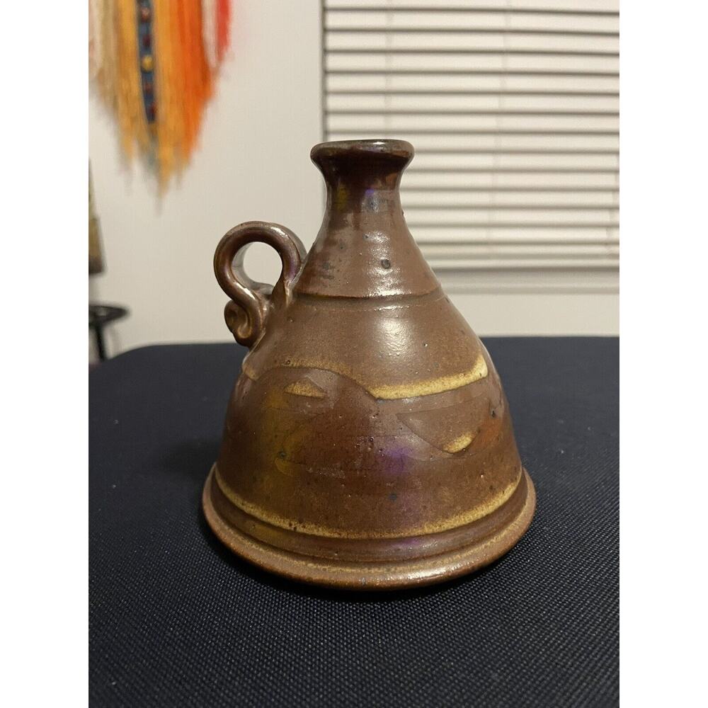 George Dunbar Montana Studio Pottery Bud (Jug Style) Vase w/ Mini Loop Handle